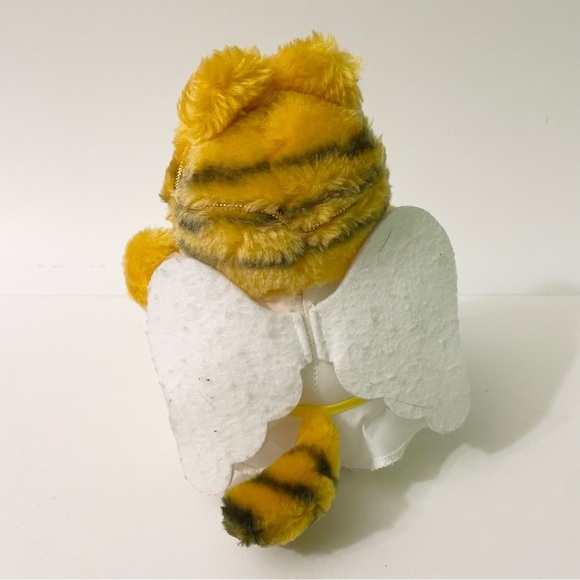 Vintage 1983 Plush Garfield Plush Sitting Angel Costume 7 Inch Tall Stuffed Cat - Picture 5 of 16